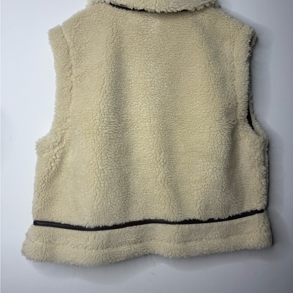 LOFT Cream Sherpa Vest with Dark Brown Trim - Picture 5 of 6